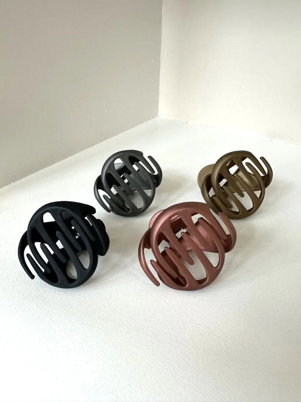 Hair Claw Clips – Set of 4